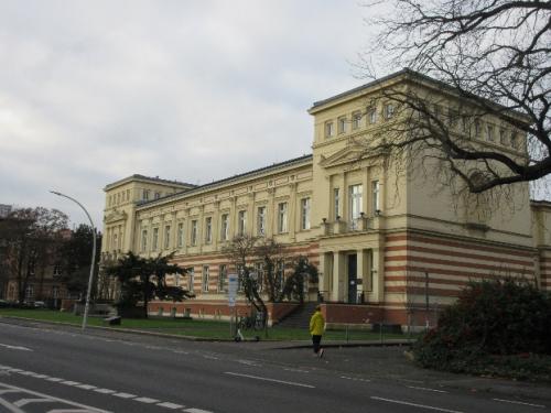Universität Bonn - Institut für Mikrobiologie und Geographie.
