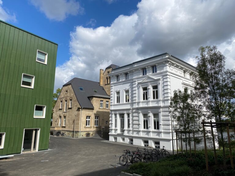 Neubau Studentenwohnheime Romeo + Julia | Sanierung Villen Heckmann und Ingenohl in Bonn.