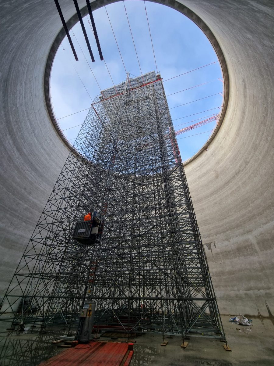 Arbeitsgerüstes für ein Zuckersilo in Lage (Kreis Lippe).