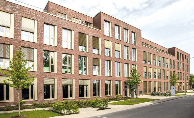 Bürogebäude HZI in Bonn, Röhfeldstraße.