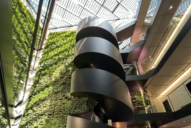 Innovation Greenhouse in Bonn - Atrium.