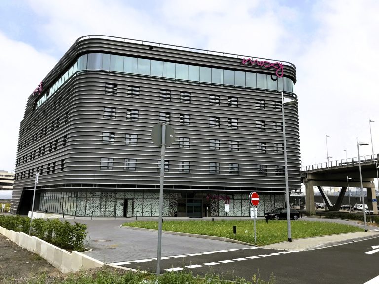 Hotel Moxy Köln Airport.